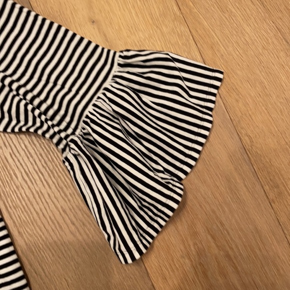 Vineyard Vines Bell Sleeve Tee - Picture 3 of 5